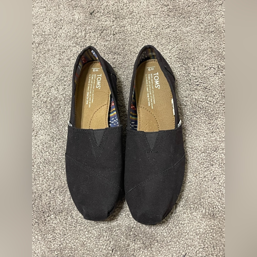 Black Toms